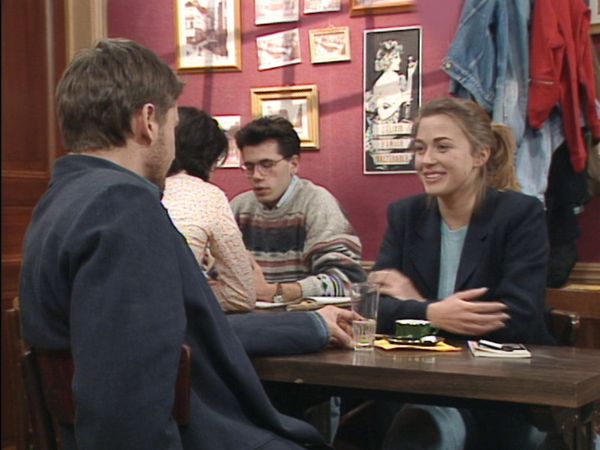 L'École des passions - Histoire de jupons