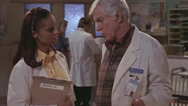 Diagnosis Murder - Murder By The Busload