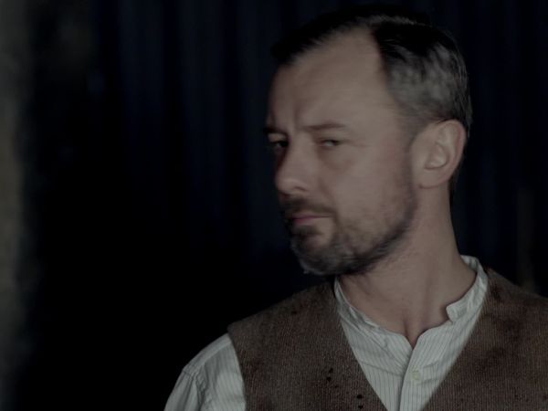 The Village - Episode 6