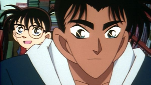 Detective Conan - Las extrañas muertes en una familia con clase (II)