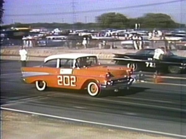 American Muscle Car - Chevrolet Impala 409