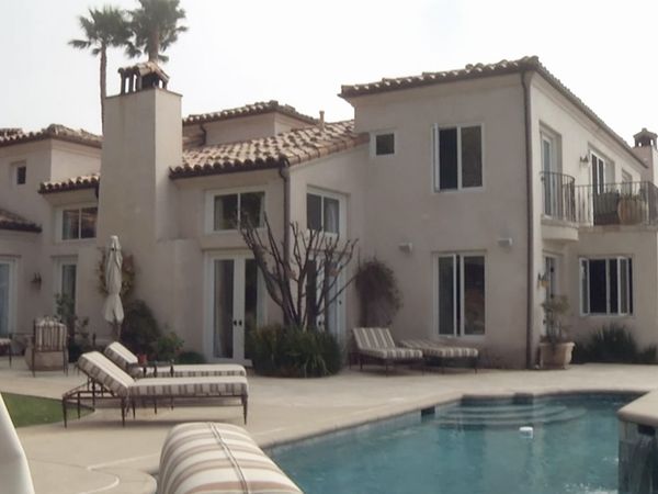 Living Large Hollywood - My Castle, My Home