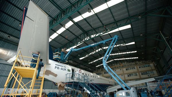 Aero, Por Trás da Aviação - Voo no Dassault Falcon 8X