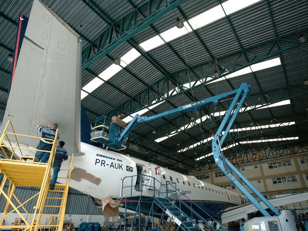 Aero, Por Trás da Aviação - Voo no Dassault Falcon 8X