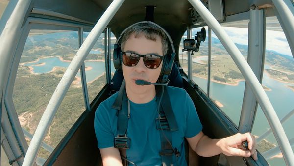 Aero, Por Trás da Aviação - Voo no clássico Paulistinha e lavatório dos aviões