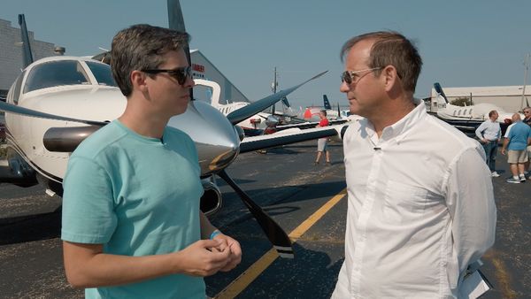 Aero, Por Trás da Aviação - Voo em Oshkosh e como funciona o APU