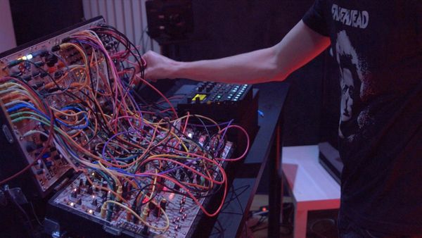 Live DJ Set - Modgeist - Live Act