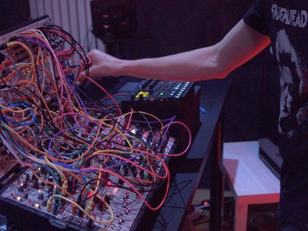 Live DJ Set - Modgeist - Live Act