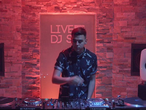 Live DJ Set - Aslove - DJ Mag France