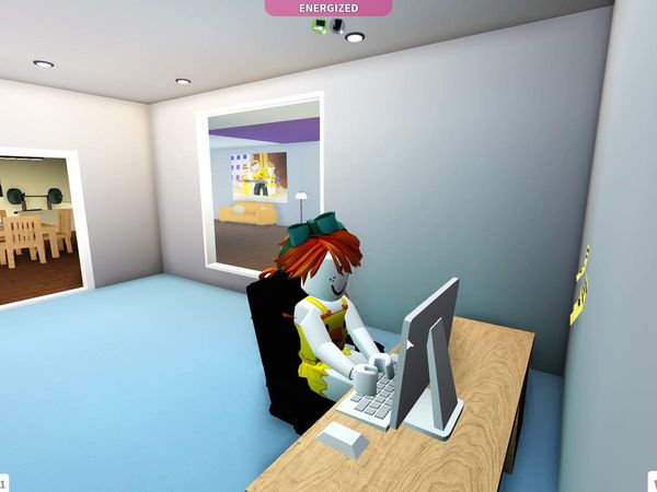 Roblox Bloxburg Funny Moments (Penny Pond) - Buying Her First Car
