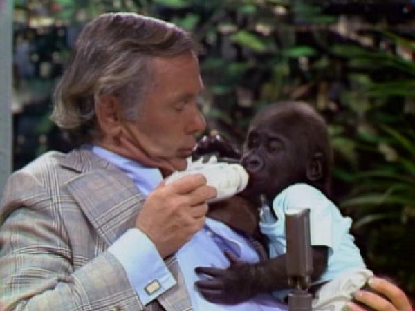 Johnny Carson - The Johnny Carson Show: Animal Antics With Joan Embery (2/20/74)