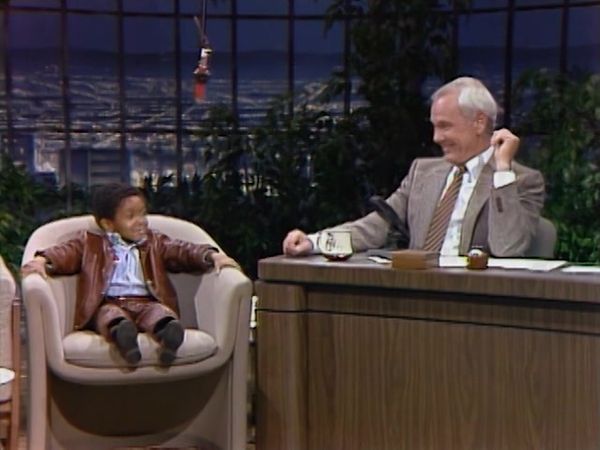 The Johnny Carson Show: Hollywood Icons Of The '80s - The Johnny Carson Show: Hollywood Icons Of The '80s - Emmanuel Lewis (5/5/83)