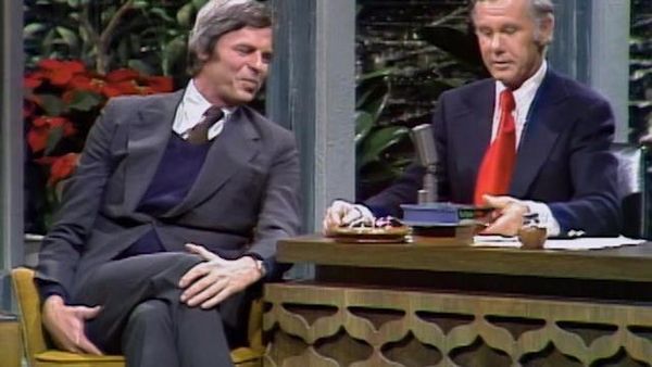 The Johnny Carson Show: Hollywood Icons Of The '80s - The Johnny Carson Show: Hollywood Icons Of The '80s - Adrienne Barbeau (12/20/73)
