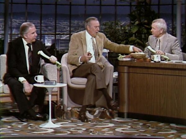 The Johnny Carson Show: Hollywood Icons Of The '60s - The Johnny Carson Show: Hollywood Icons Of The '60s - Raquel Welch (11/21/80)