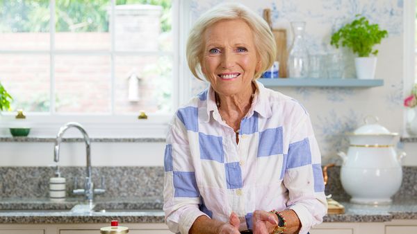 Mary Berry's Absolute Favourites - Episode 1