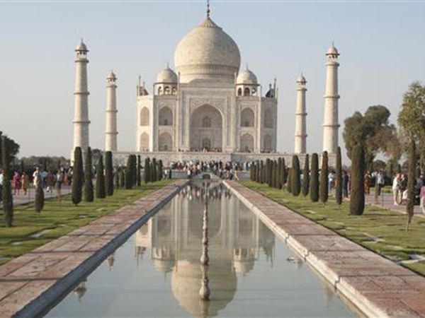 Beautiful Planet Specials - India: El Taj Mahal