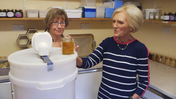 Mary Berry Everyday - Episode 2