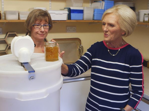 Mary Berry Everyday - Episode 2