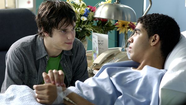 Degrassi : La Nouvelle Génération - Un héros malheureux