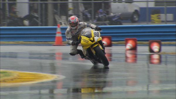 Pit Crews - Pit Crew: S02 E07 - Moto St Endurance Series