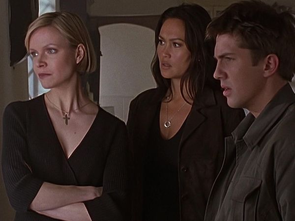 Relic Hunter - Arthur's Cross