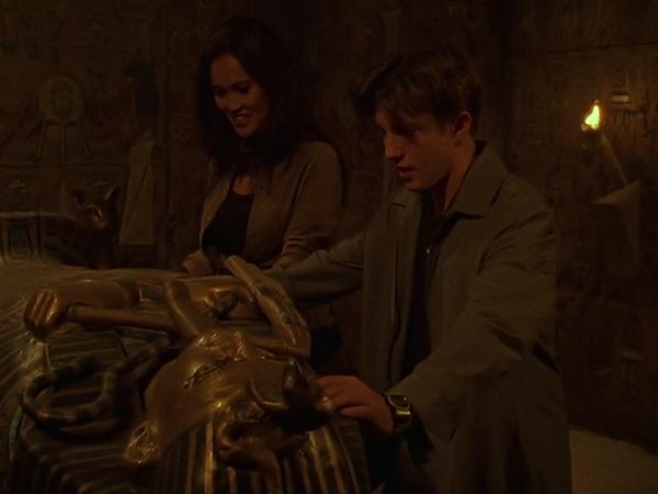 Relic Hunter - The Reel Thing