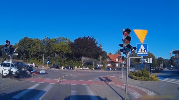 Car Crash TV - Episode 17