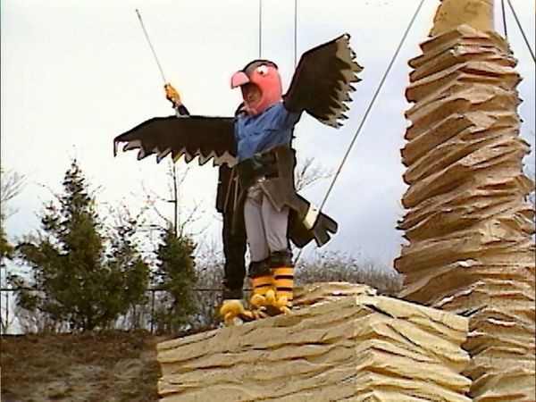 MXC (Most Extreme Elimination Challenge) - Travel Industry vs. Circus Workers