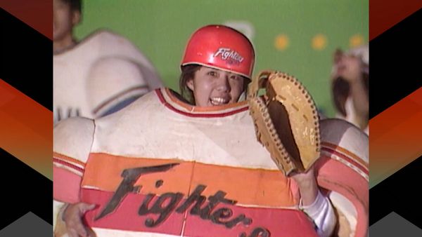 MXC (Most Extreme Elimination Challenge) - Country Music Superstars vs. James Bond