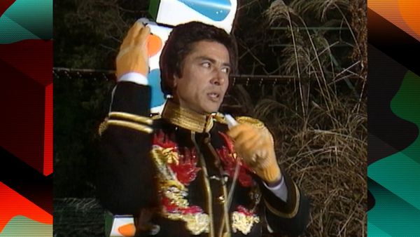 MXC (Most Extreme Elimination Challenge) - High Tech vs. Civil Servants