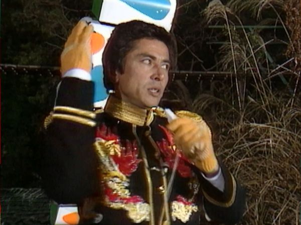 MXC (Most Extreme Elimination Challenge) - High Tech vs. Civil Servants