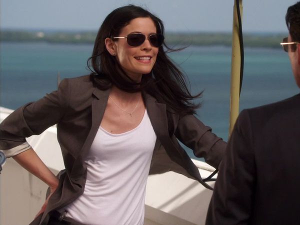 Burn Notice - Square One