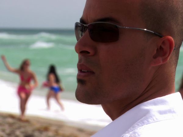 Burn Notice - Past & Future Tense