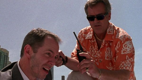 Burn Notice - Bad Breaks