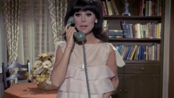 That Girl - Ann vs. Secretary