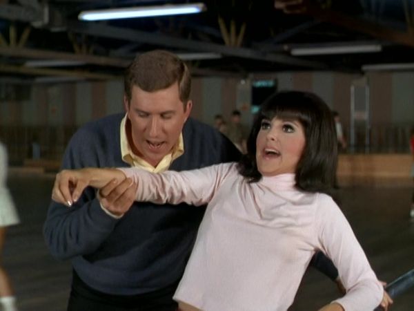 That Girl - The Good Skate