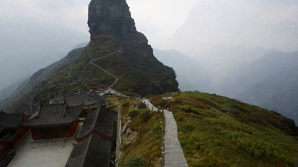 Asia: vite segrete, luoghi nascosti - Cina, la montagna degli Dei