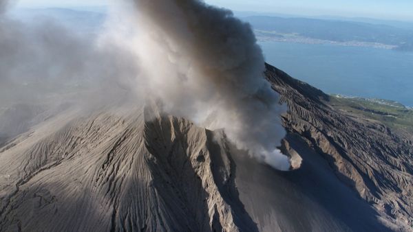 Asia: vite segrete, luoghi nascosti - Giappone, ai piedi del vulcano