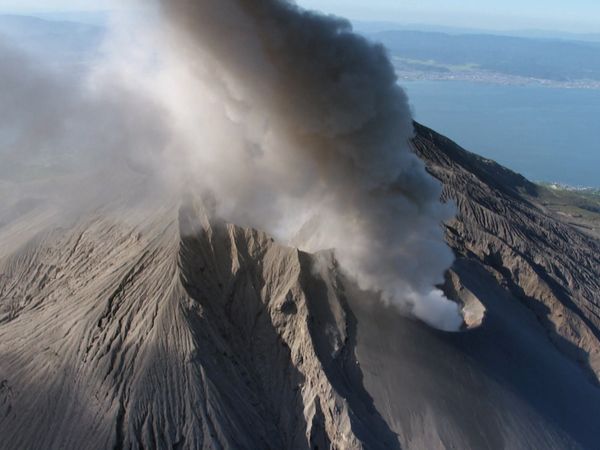 Asia: vite segrete, luoghi nascosti - Giappone, ai piedi del vulcano