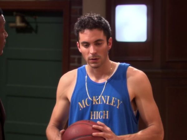 One On One - One Hand Washington's The Other