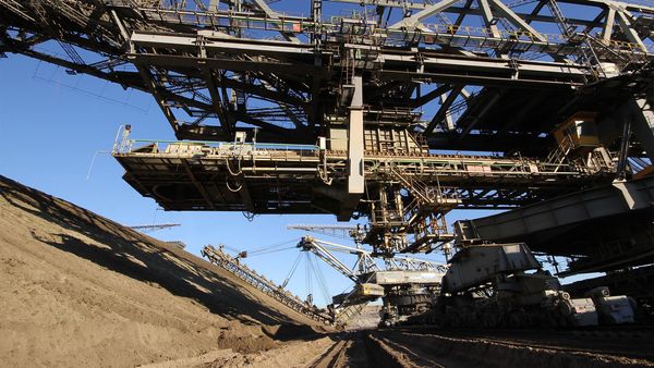 Dirty Great Machines - Monsters Of Mining