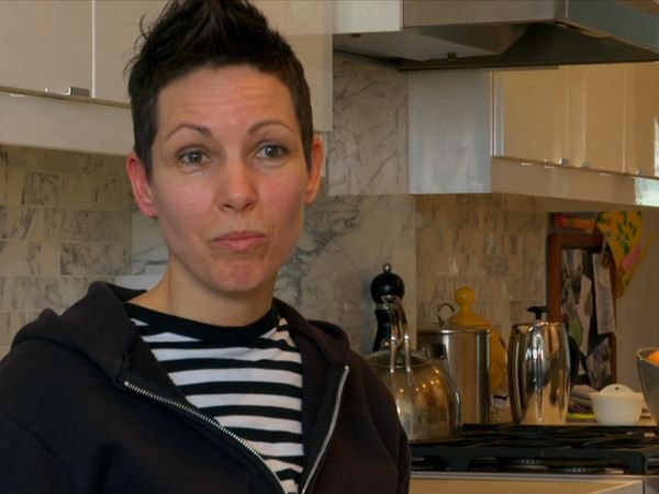 Fearless In The Kitchen - Elvira: Not So Funny In The Kitchen