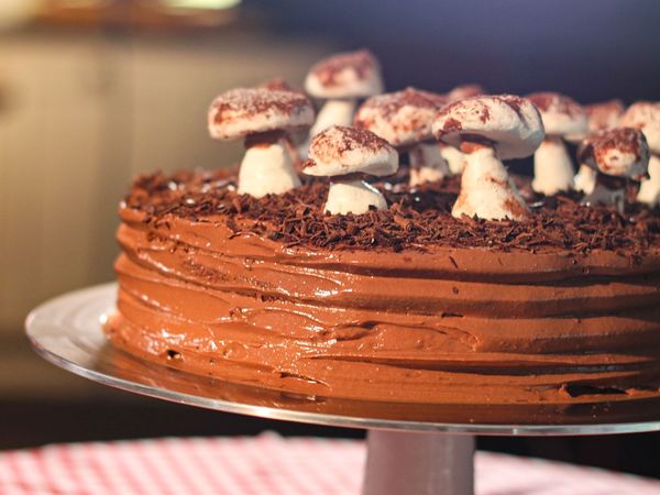 James Martin United Cakes of America - Baltimore - Coffee Cake and Peach Pie
