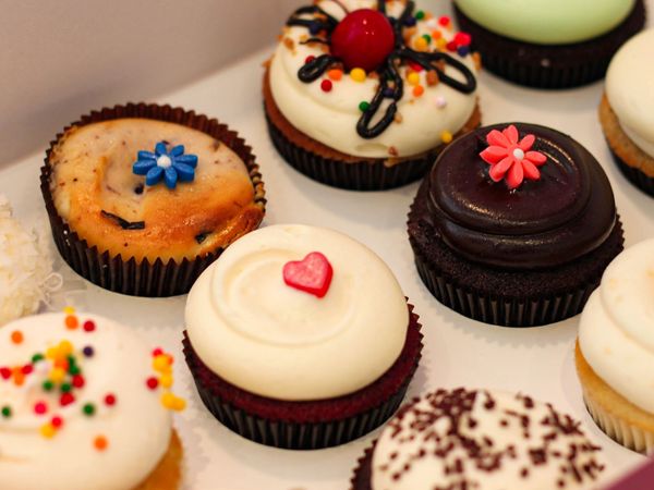 James Martin United Cakes of America - Washington DC and Maryland - Cupcakes and Smith Island