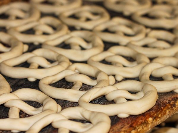 James Martin United Cakes of America - Pennsylvania - Treacle Pie and Banoffee Ice Cream