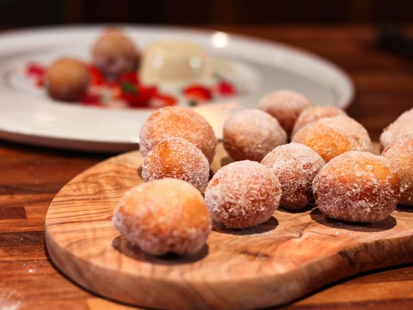 James Martin United Cakes of America - Salem - Butter Pudding and Doughnuts with Pannacotta