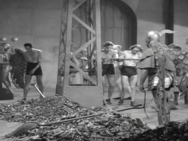 Flash Gordon Serial: Space Soldiers - Shattering Doom