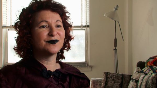 Mi Extraña Obsesión - Adicta al maquillaje / Obsesionada con la muerte