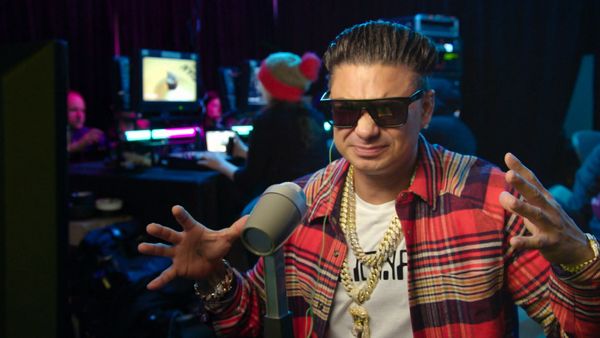 Revenge Prank with DJ Pauly D & Vinny - La broma fuera de tono