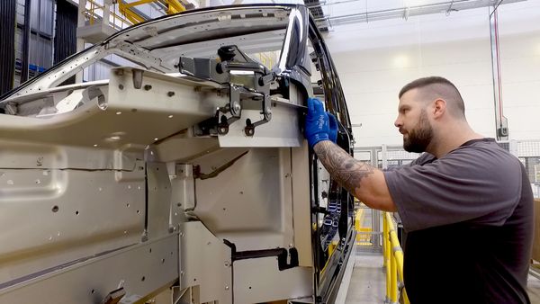 How to Build a Motorcar - How to Build a Maserati
